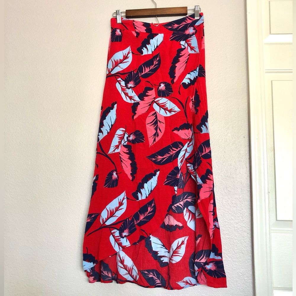NWOT Express Red and Blue Leaf Print Maxi Skirt